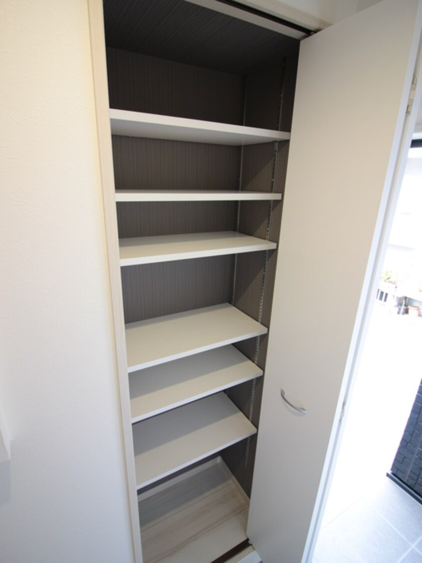 靴箱 APRILE GOHONGI