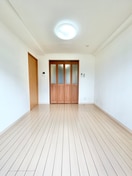 居室 BEL、GRAVIA、TAKAHASHI