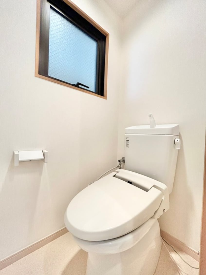 トイレ BEL、GRAVIA、TAKAHASHI