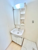 洗面 BEL、GRAVIA、TAKAHASHI