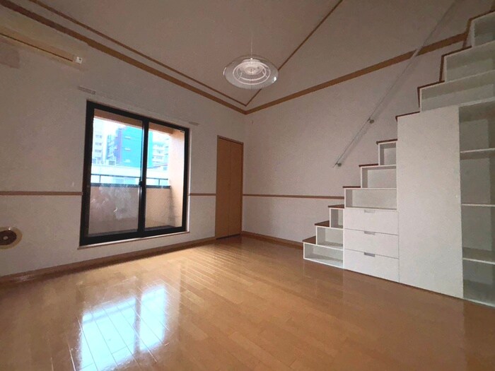 居室 パ－ムグロ－ヴ