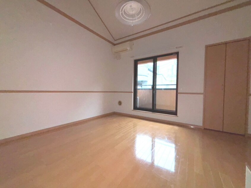 居室 パ－ムグロ－ヴ