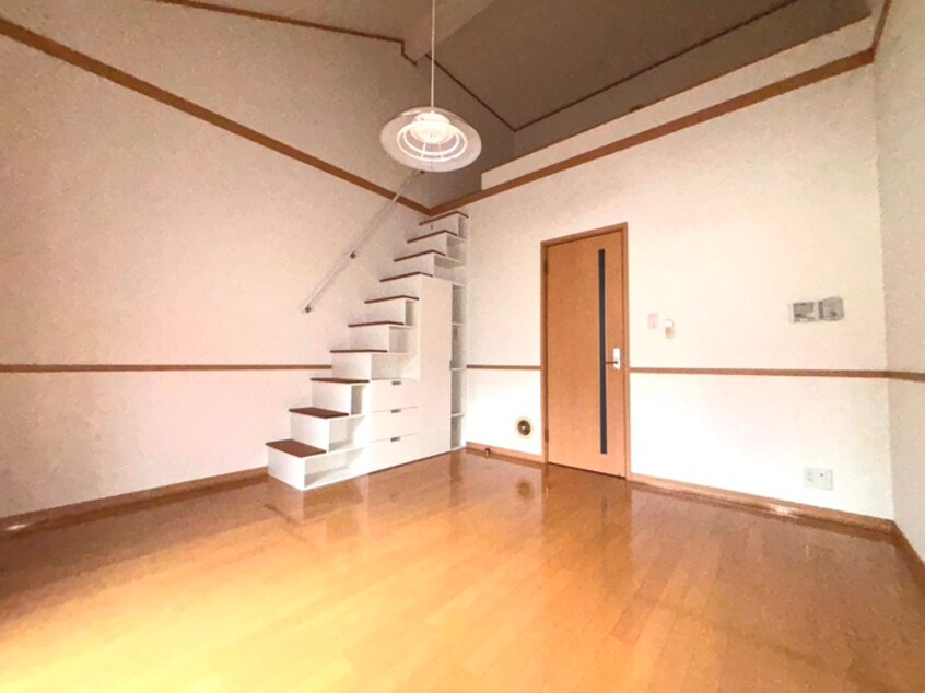 居室 パ－ムグロ－ヴ