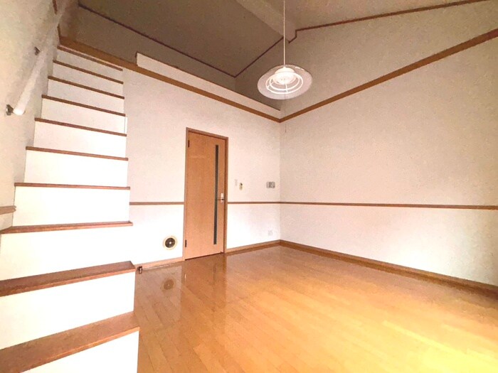 居室 パ－ムグロ－ヴ