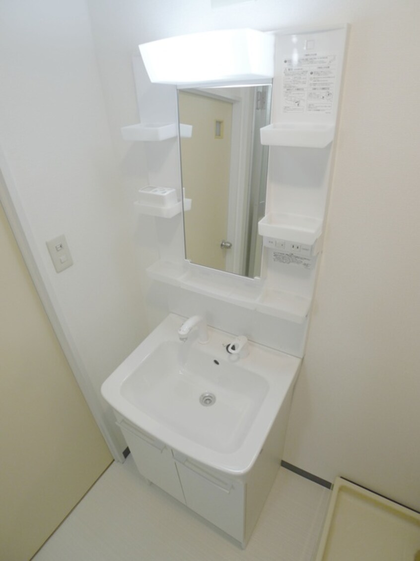 洗面 ロ－ゼブランシェ