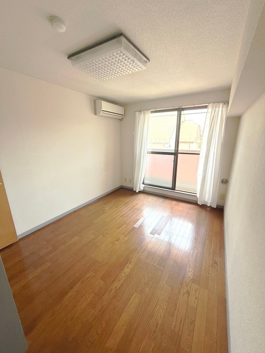 居室 サンパレス