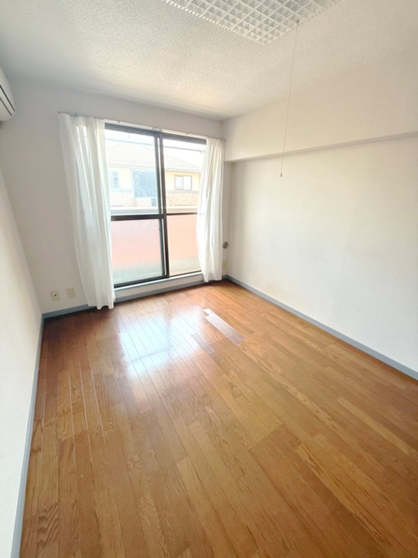 居室 サンパレス