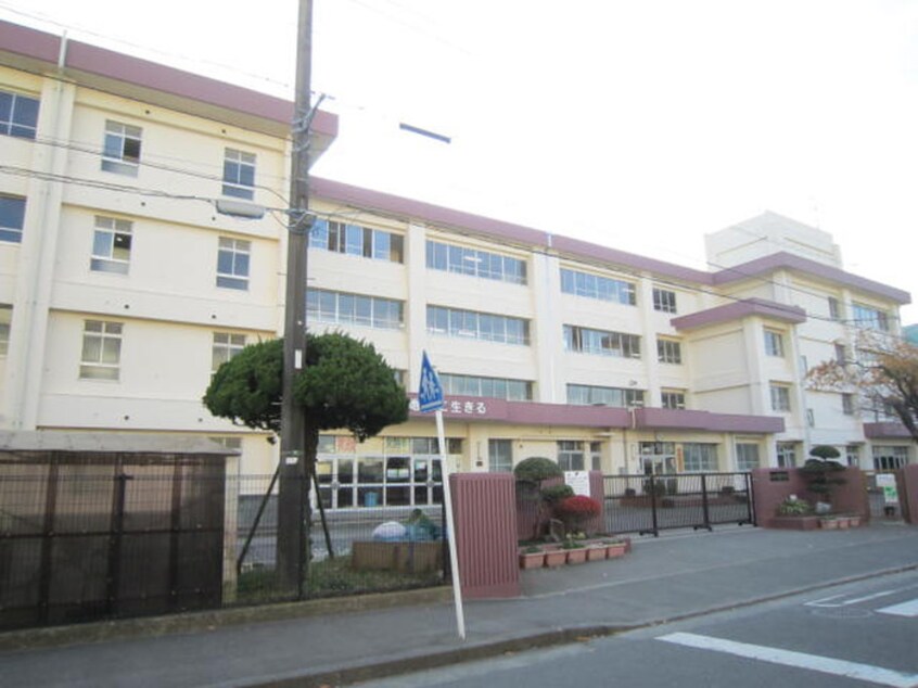 円蔵中学校(中学校/中等教育学校)まで367m サンモール鶴嶺A