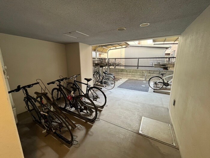 駐輪場 プラウドフラット森下ウエスト