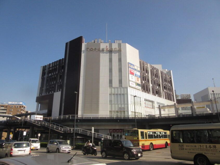 トツカーナモール(スーパー)まで830m シャルムアマノ