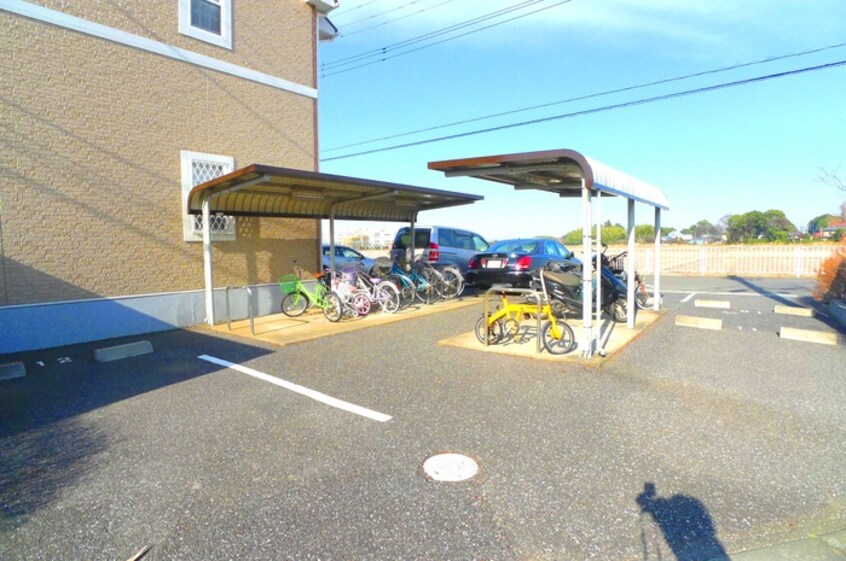 駐輪場 ルミエール