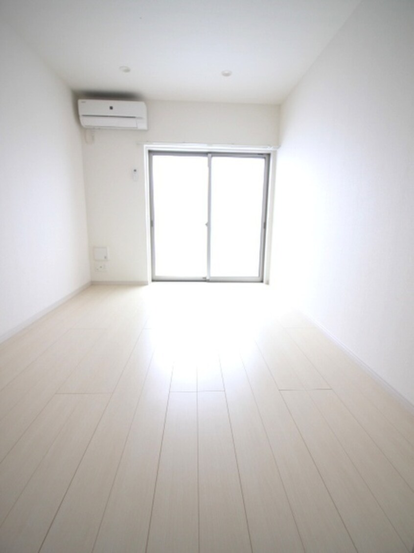 室内からの展望 ＳｏｌｅｉＬ．Ｖ
