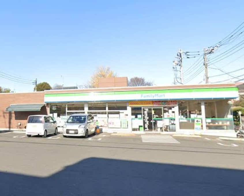 ファミリーマート(コンビニ)まで240m ファ－ムサイド　ハイツ