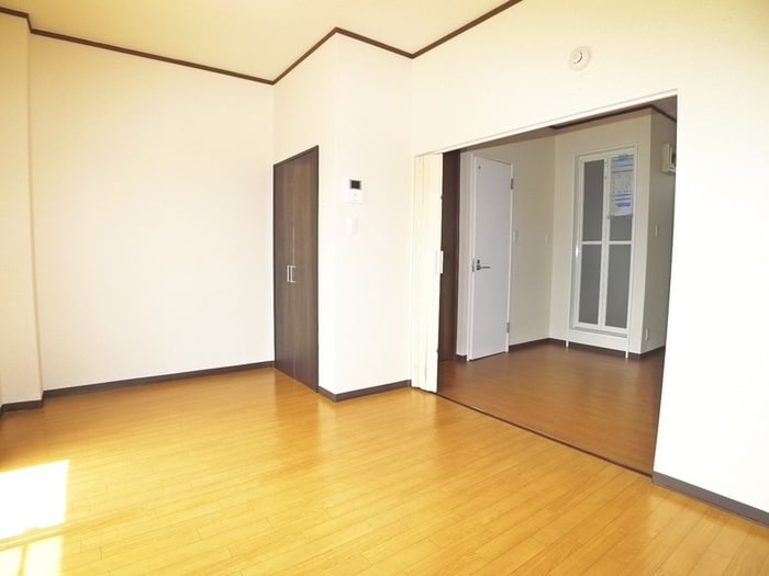 居室 ＤＫ　Ａｉｒｐｏｒｔ　ｆｌａｔ