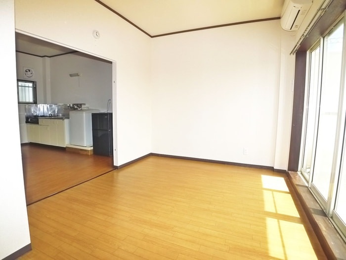 居室 ＤＫ　Ａｉｒｐｏｒｔ　ｆｌａｔ