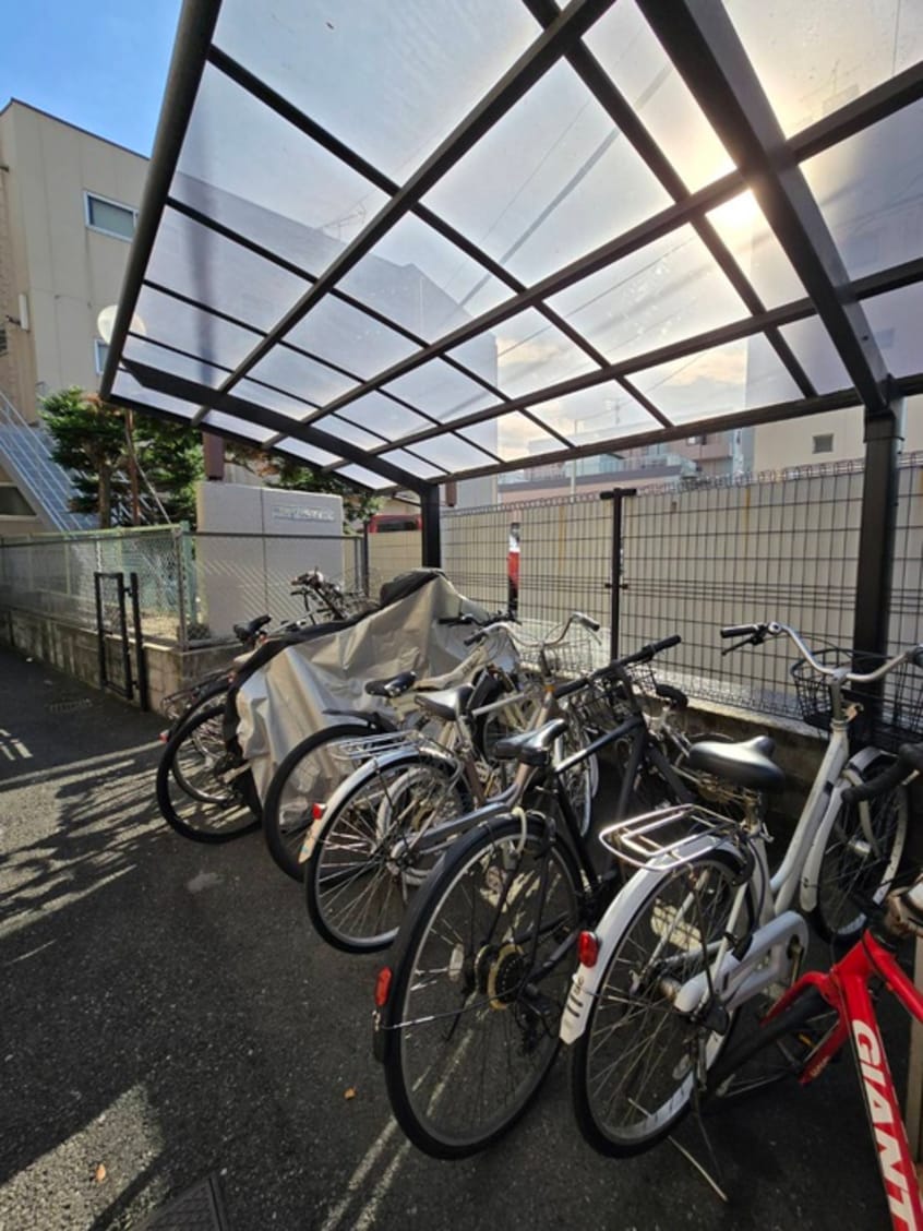 駐輪場 ＧＡＲＤＥＮ　ＣＯＵＲＴ