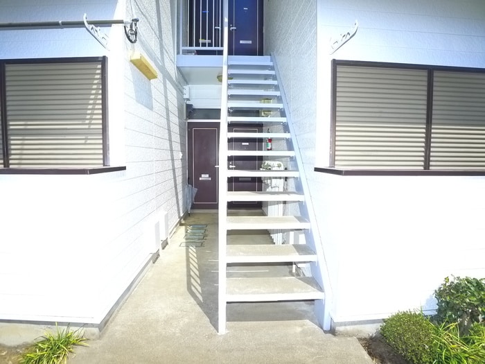 エントランス部分 ファミ－ルハイム