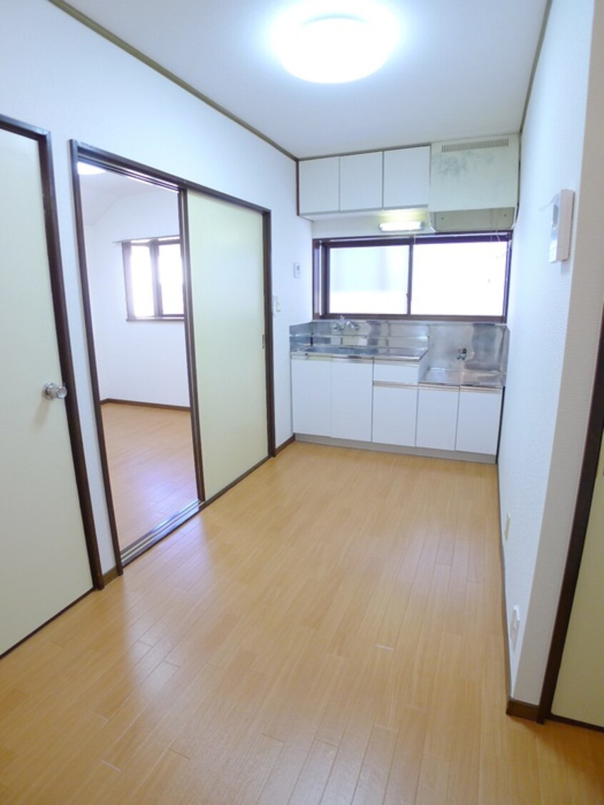 居室 ファミ－ルハイム