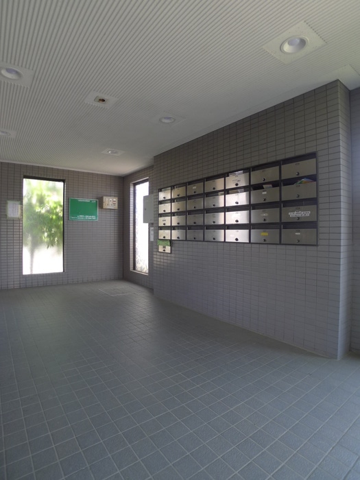 エントランス部分 サンアゼリア弐番館