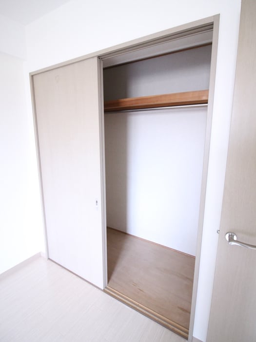 収納 サンアゼリア弐番館