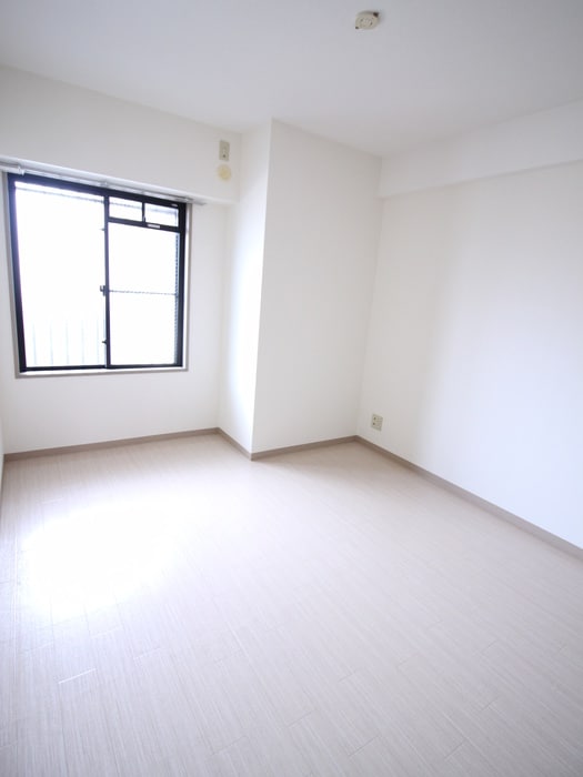 居室 サンアゼリア弐番館