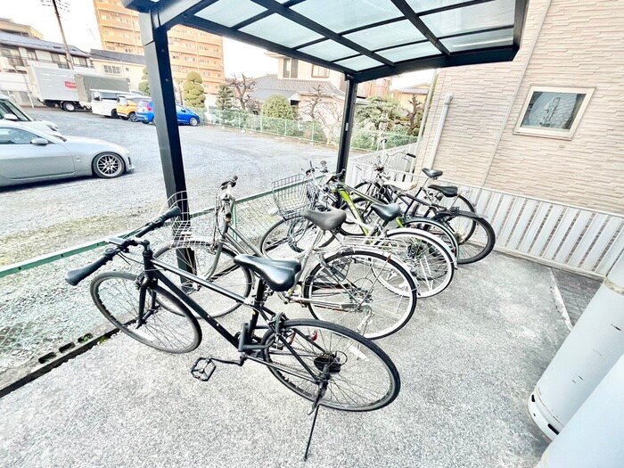 駐輪場 メルヴェ－ユ