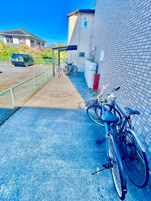 駐輪場 メルヴェ－ユ