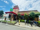 びっくりドンキー茅ケ崎店(その他飲食（ファミレスなど）)まで585m ベイルーム茅ヶ崎