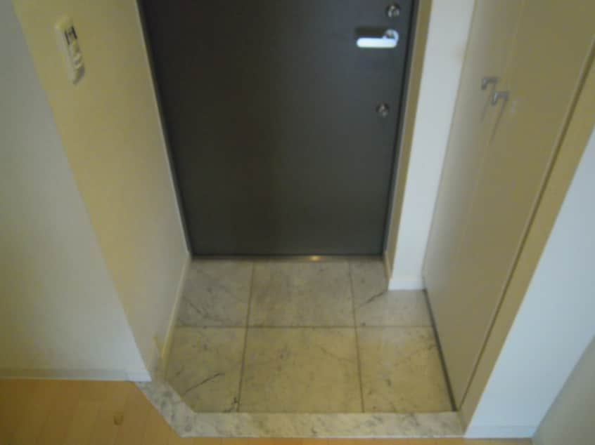 玄関 本郷エ－ワン東大前