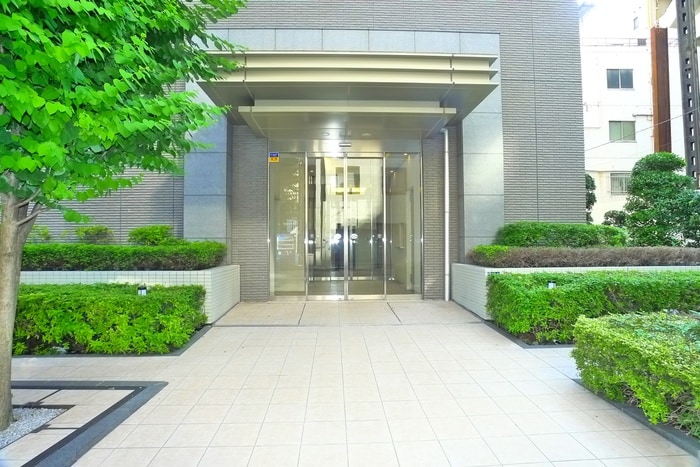 エントランス部分 HOUSE岩本町