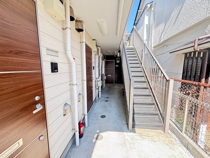 エントランス部分 ソラナ横浜新子安