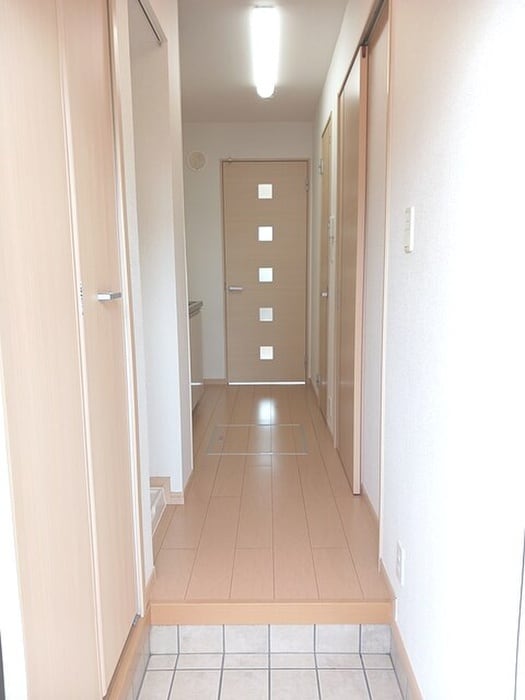 玄関 ヴェラ－ノ