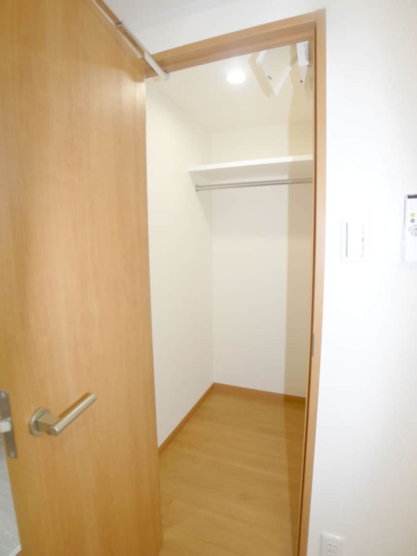 収納 GRAN PASEO六町