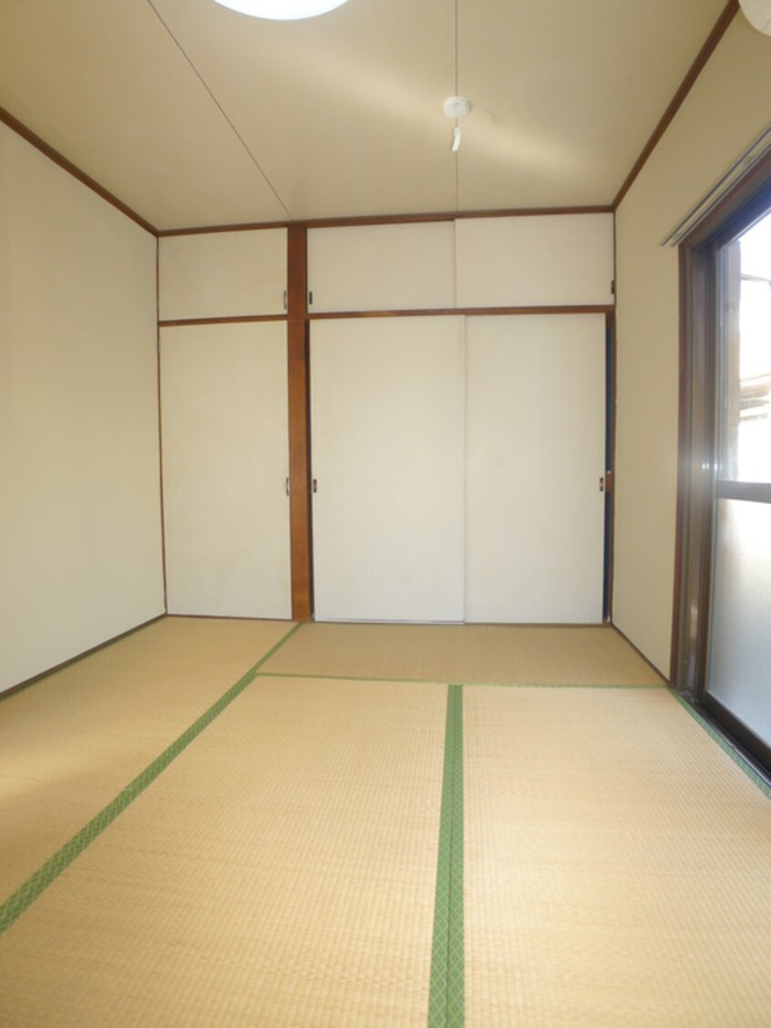 居室 飯高貸家Ｂ棟