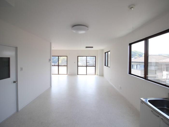 内観写真 サンヒルズ