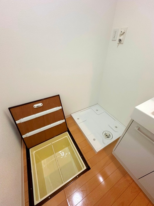 洗濯機置場 ルネス第三銀生