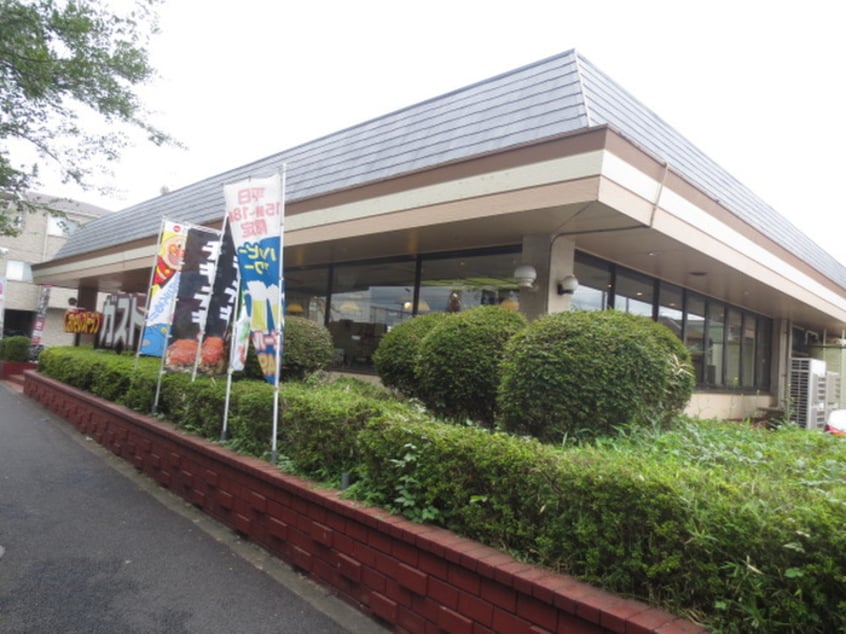 ガスト川崎大師店(その他飲食（ファミレスなど）)まで267m エスポフジヨシ