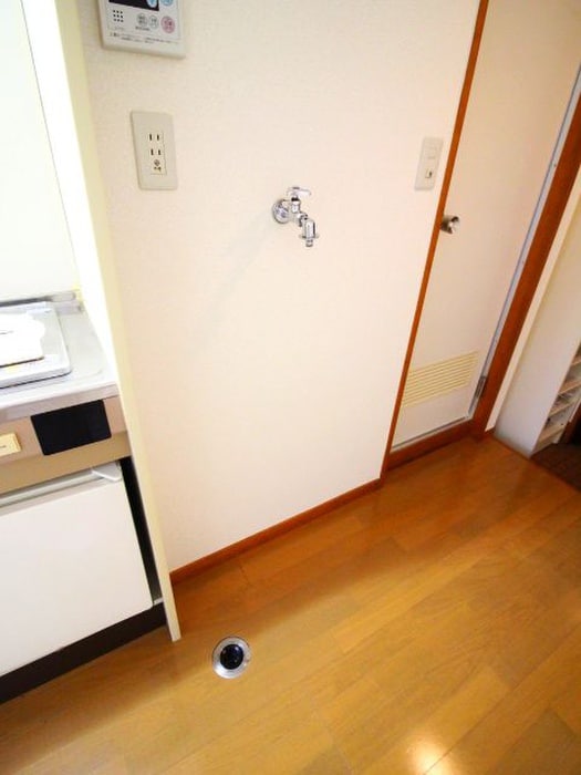 洗濯機置場 まるいわパレス世田谷Ⅲ