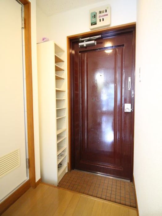 玄関 まるいわパレス世田谷Ⅲ