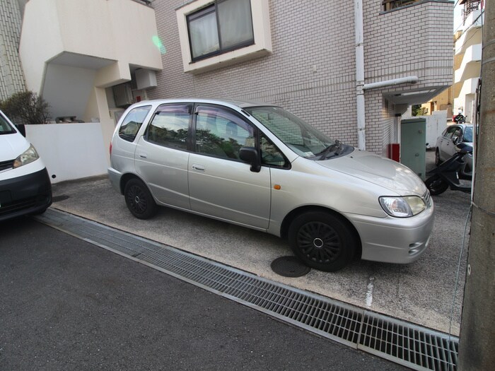 駐車場 ドミール洋光台