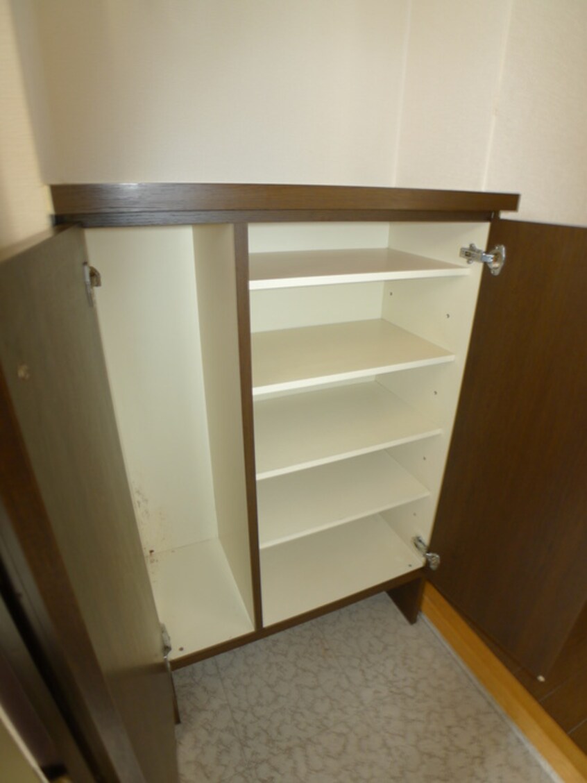 靴箱 ライオンズマンション千葉東