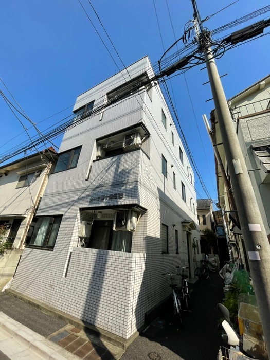 エントランス部分 カ－サ東十条５１６
