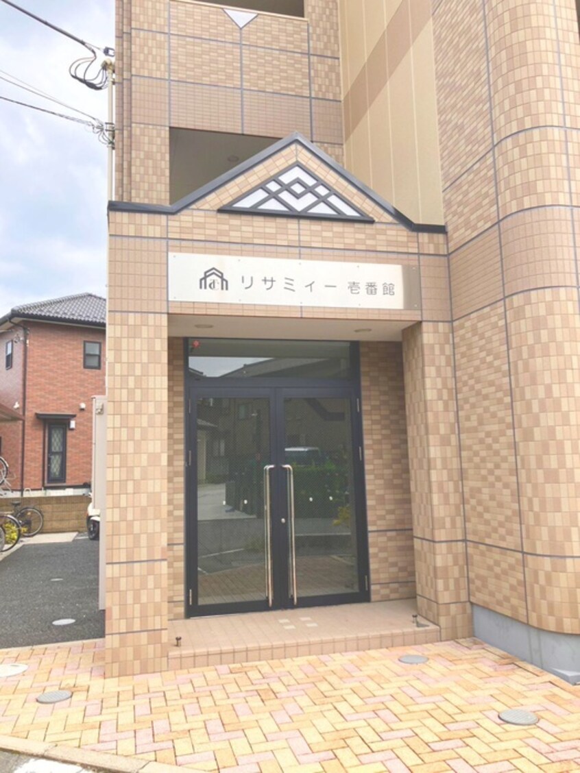 エントランス部分 リサミィ－壱番館