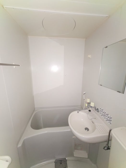 バス／シャワールーム等 ニアサイド