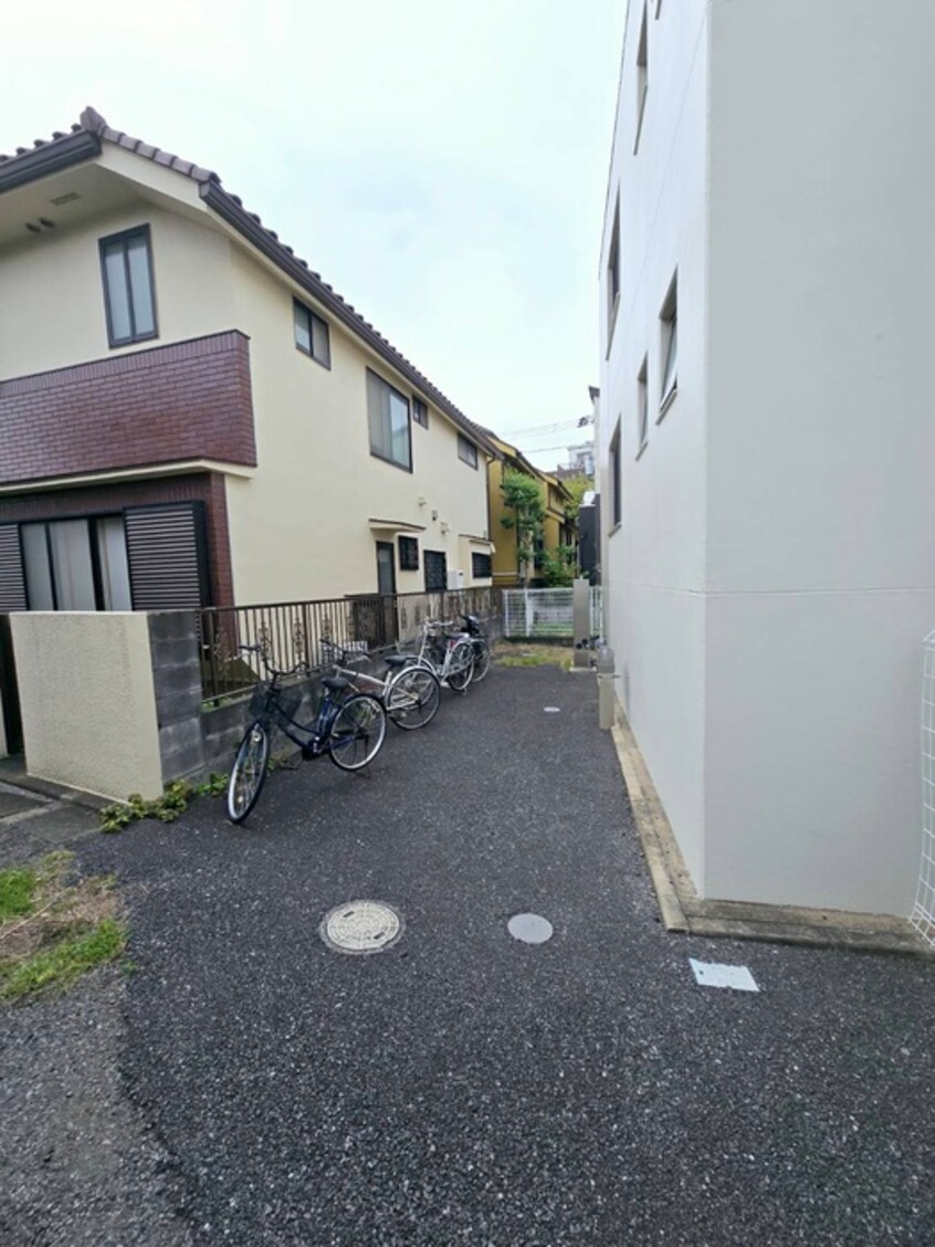 駐輪場 プロスパー下井草