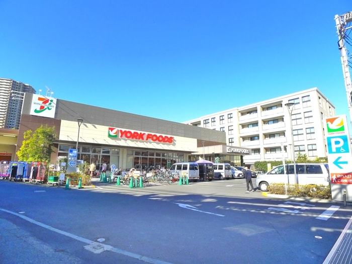 ヨークフーズ三ノ輪(スーパー)まで350m ログリア