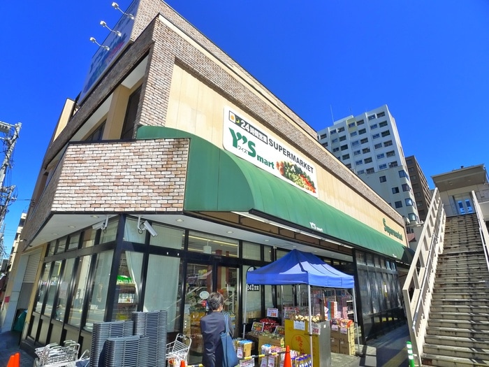 ワイズマート三ノ輪(スーパー)まで600m ログリア