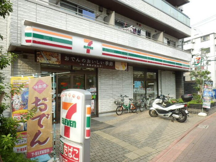 セブンイレブン大森中2丁目店(コンビニ)まで161m 新美レジデンス