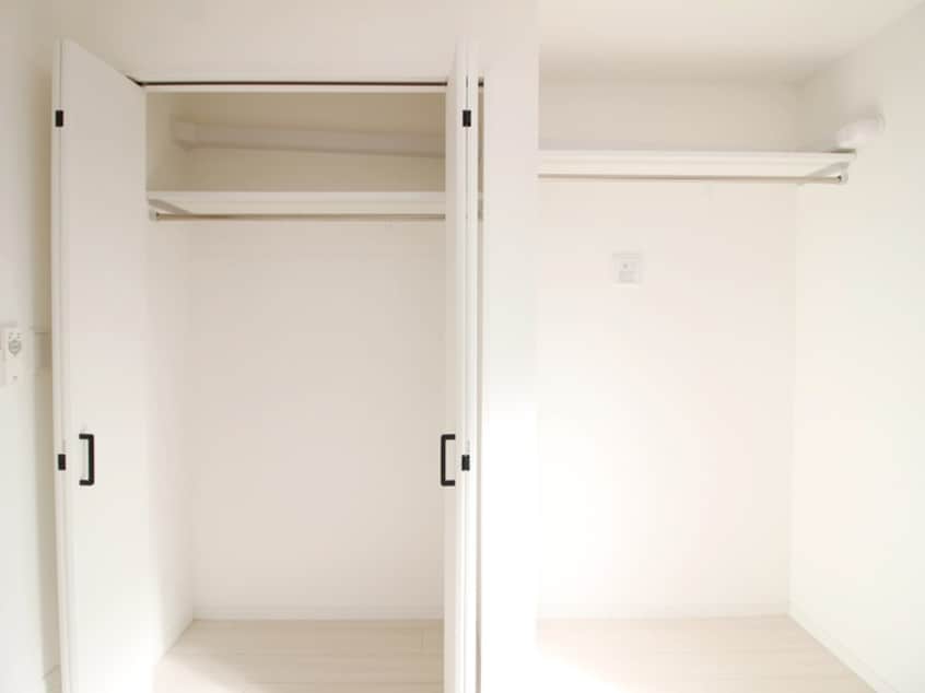 収納 エテルナ谷塚