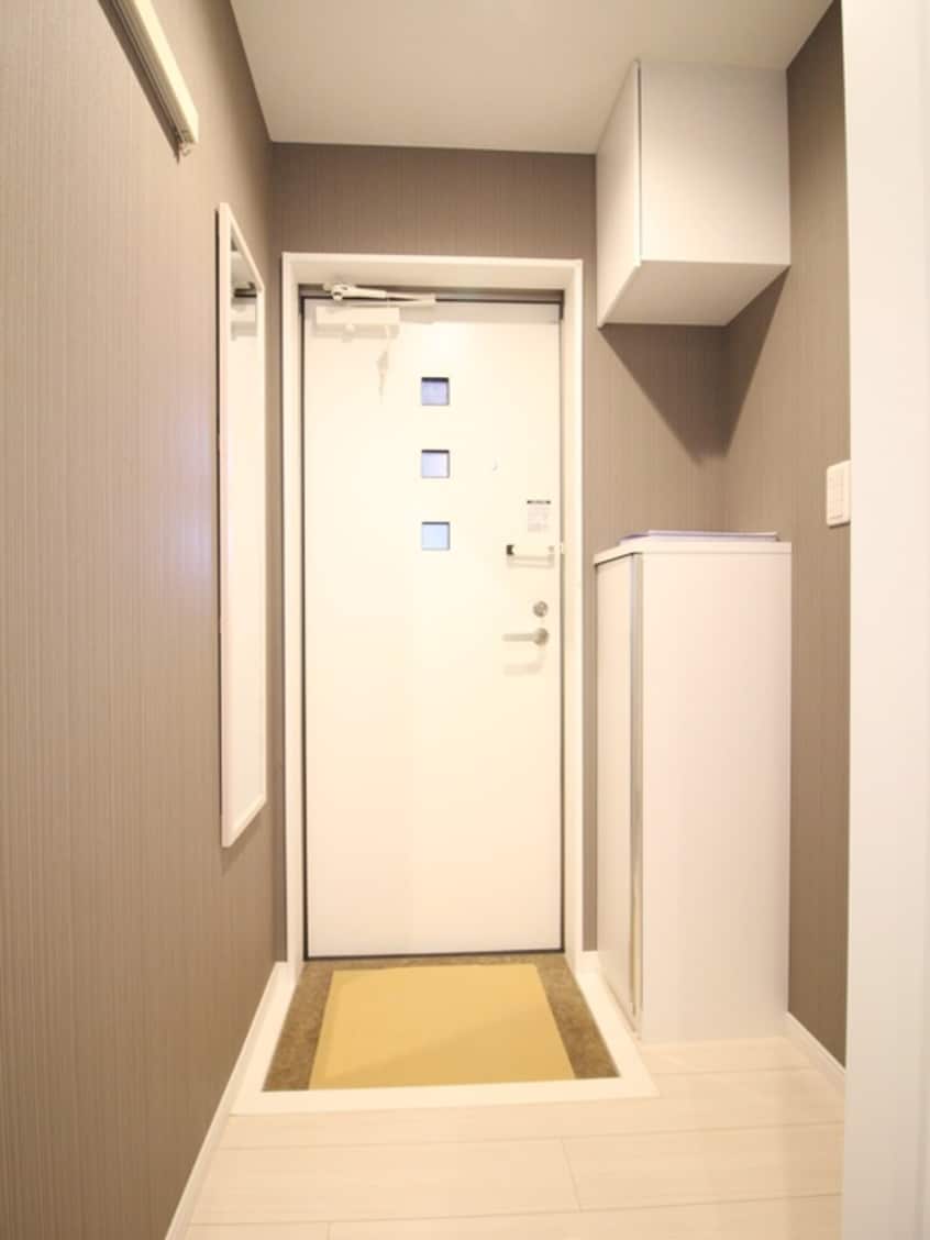 玄関 エテルナ谷塚